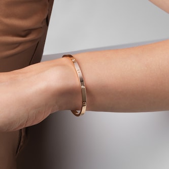 Pre-Owned Cartier Love Bracelet B6047617 - Size 17 Pre-Owned Cartier Love Bracelet B6047617 - Size 17