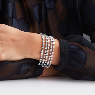 Pre-Owned Cartier Platinum 13 Carat Diamonds Bracelet - Size 6.5 Pre-Owned Cartier Platinum 13 Carat Diamonds Bracelet - Size 6.5