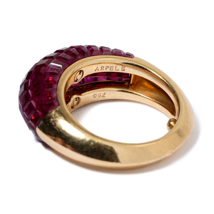 Vintage And Estate Jewelry Vintage 18K Yellow Gold Van Cleef & Arpels Ruby Ring - Size 5.5