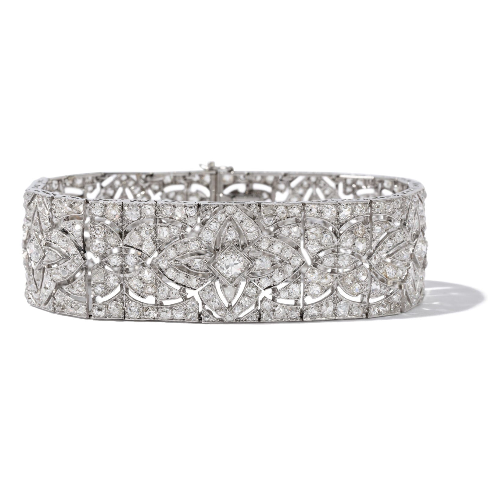 Vintage And Estate Jewelry Platinum French Diamond Bracelet - Size 7 Vintage And Estate Jewelry Platinum French Diamond Bracelet - Size 7