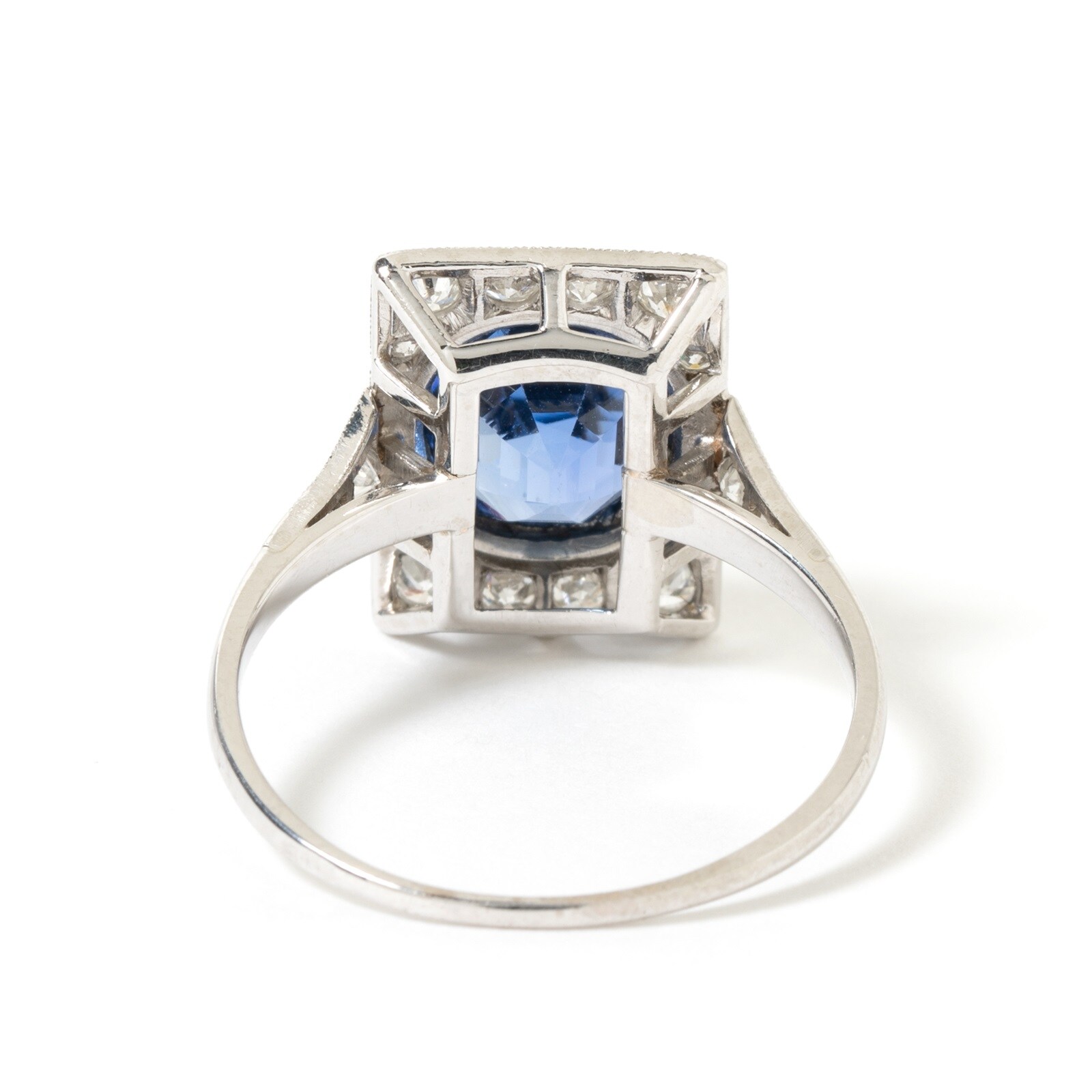 Vintage And Estate Jewelry Elegant Platinum Sapphire & Diamond Vintage Ring - Size 8.5