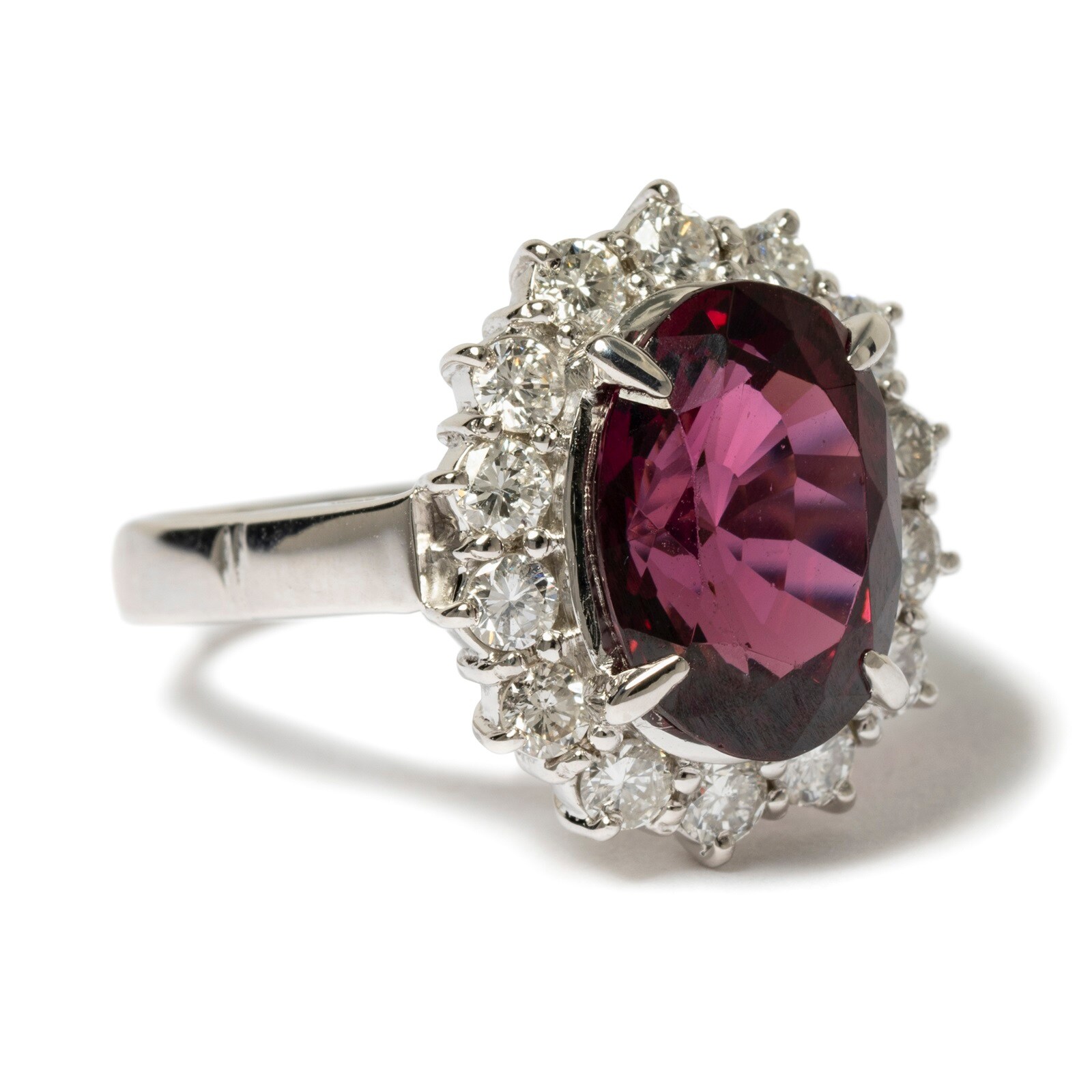 Vintage And Estate Jewelry Platinum Garnet & Diamond Vintage Ring - Size 7