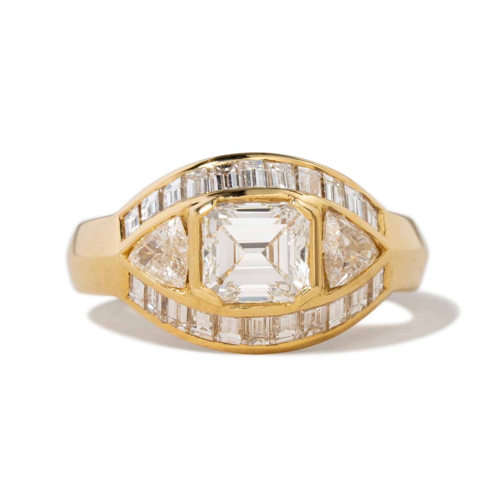 Vintage And Estate Jewelry Contemporary 18K Yellow Gold 2.40cttw Diamond Ring - Ring Size 6.75