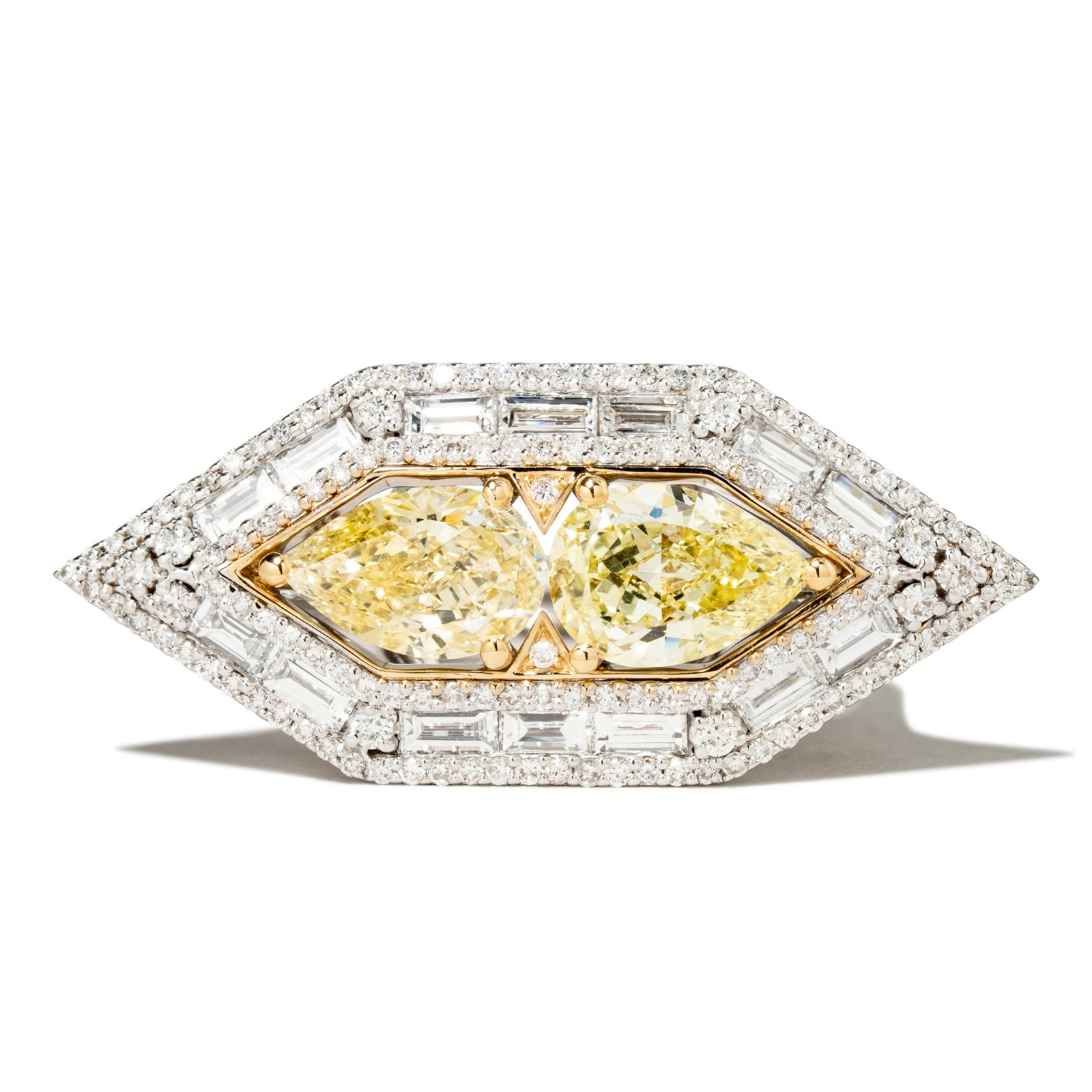 Vintage And Estate Jewelry Contemporary 18K White Gold 3.13cttw Yellow & White Diamond Ring - Ring Size 7