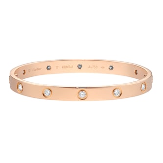 Pre-Owned Cartier Love Bracelet B6040617 - Size 17 Pre-Owned Cartier Love Bracelet B6040617 - Size 17