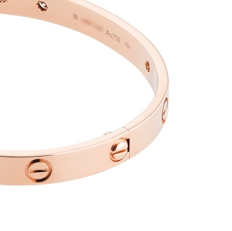 Pre-Owned Cartier Love Bracelet Medium Model 4 Diamonds B6036018 - Size 18 Pre-Owned Cartier Love Bracelet Medium Model 4 Diamonds B6036018 - Size 18