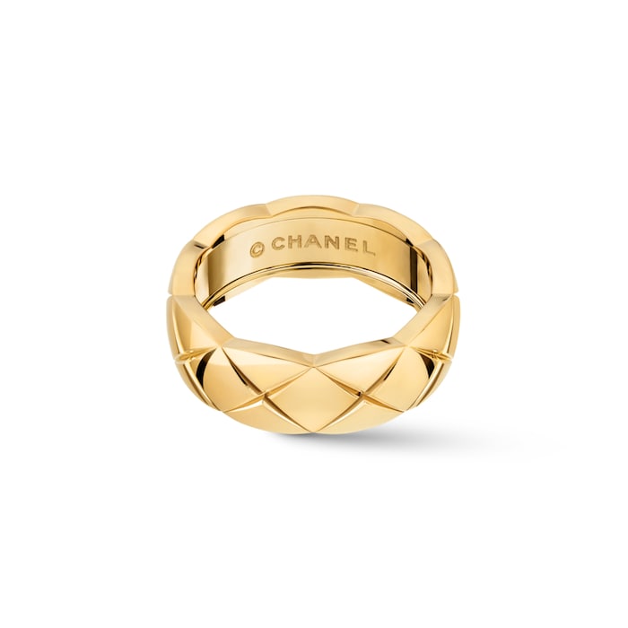 Chanel Jewelry 18k Yellow Gold Coco Crush Quilted Small Band Size 7.5