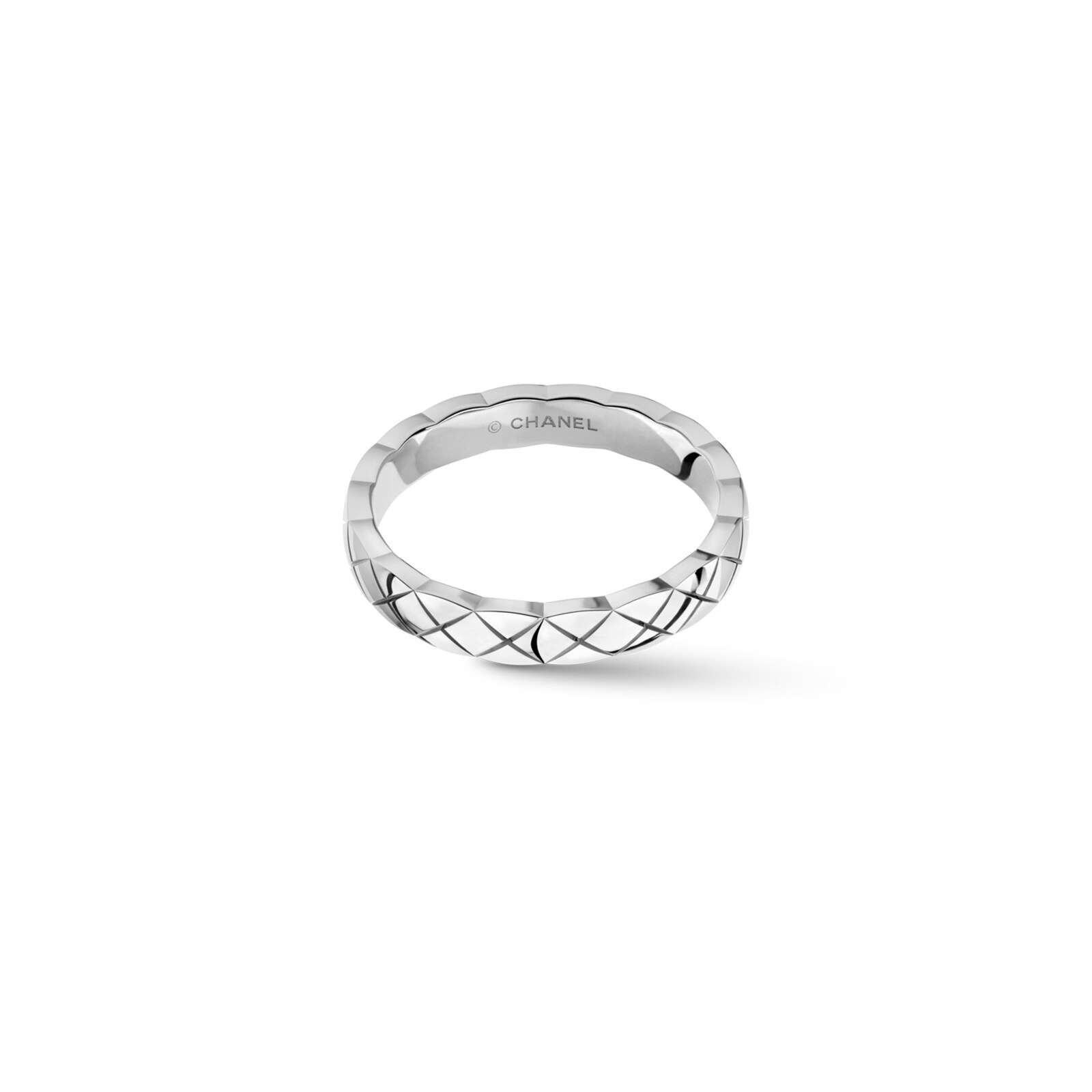 Chanel Jewelry 18k White Gold Coco Crush Quilted Mini Band Size 7.25