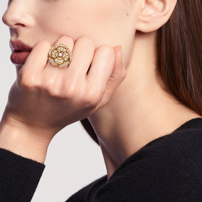 Chanel Jewelry 18k Yellow Gold 1.44cttw Diamond Bouton De Camélia Ring Size 6.25