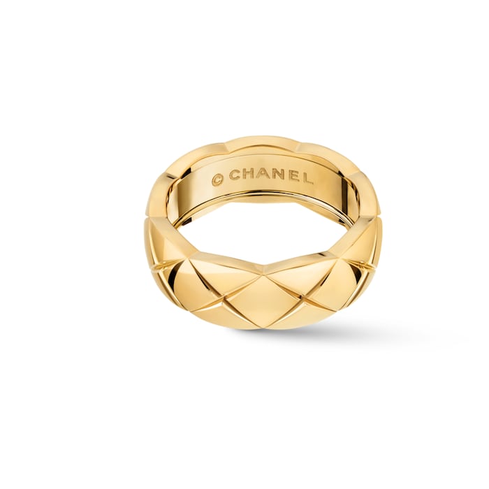 Chanel Jewelry 18k Yellow Gold Coco Crush Quilted Small Band Size 6.75