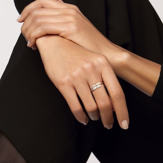 Chanel Jewelry 18k Beige and White Gold 0.03cttw Coco Crush Toi Et Moi Ring Size 7.25 Chanel Jewelry 18k Beige and White Gold 0.03cttw Coco Crush Toi Et Moi Ring Size 7.25