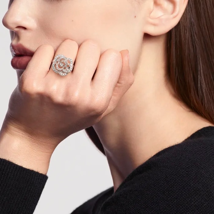 Chanel Jewelry 18k White Gold 0.62cttw Diamond Fil de Camélia Ring Size 6.25