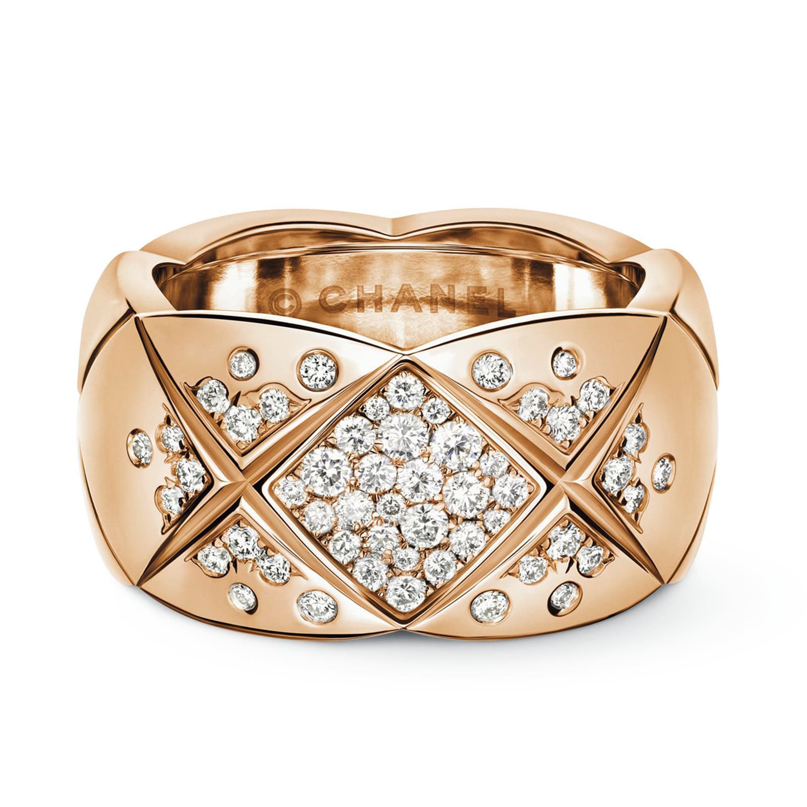 Chanel 18k Beige Gold 0.44cttw Diamond Medium Coco Crush Band Size 7 Chanel 18k Beige Gold 0.44cttw Diamond Medium Coco Crush Band Size 7