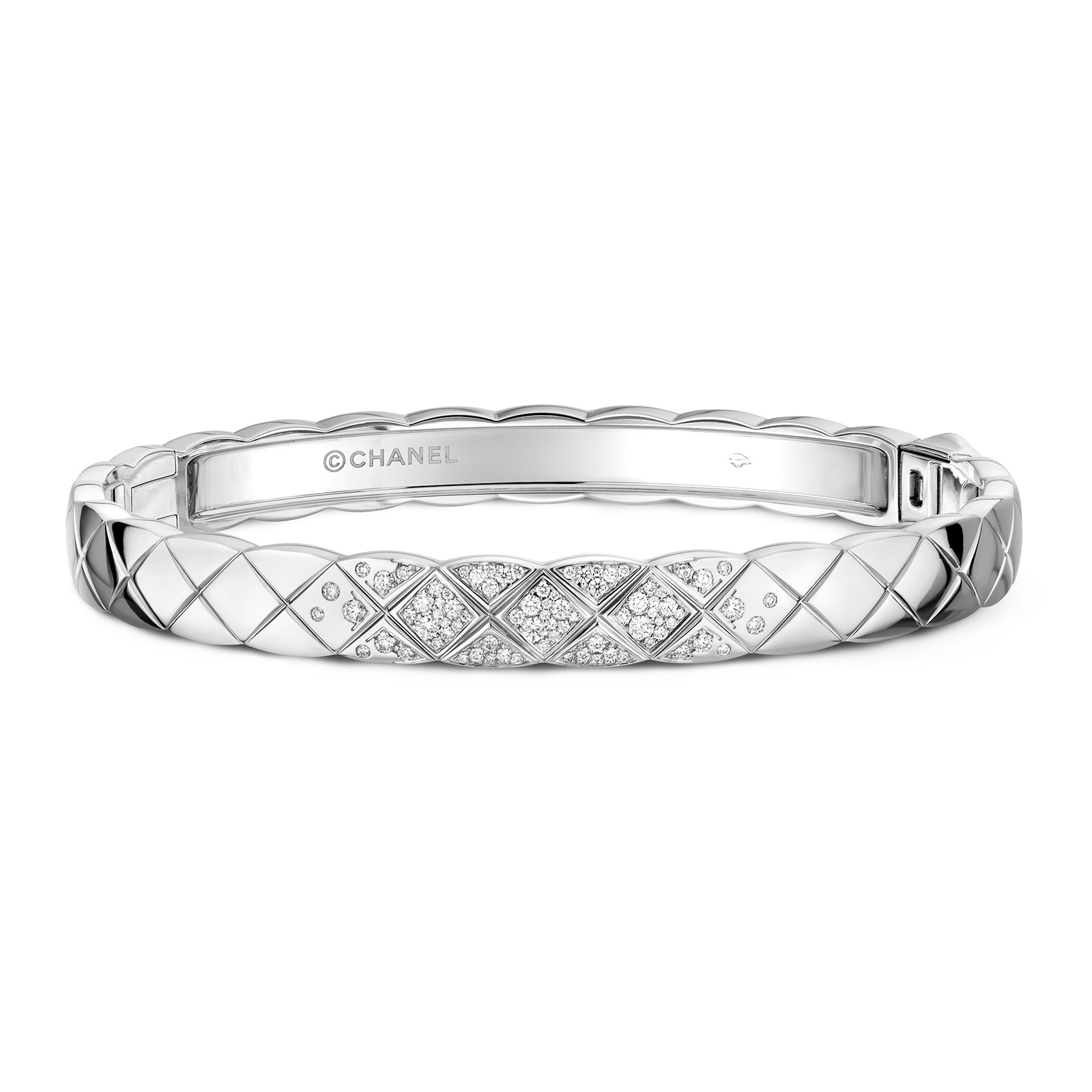 Chanel 18k White Gold 0.25cttw Diamond Coco Crush Bangle