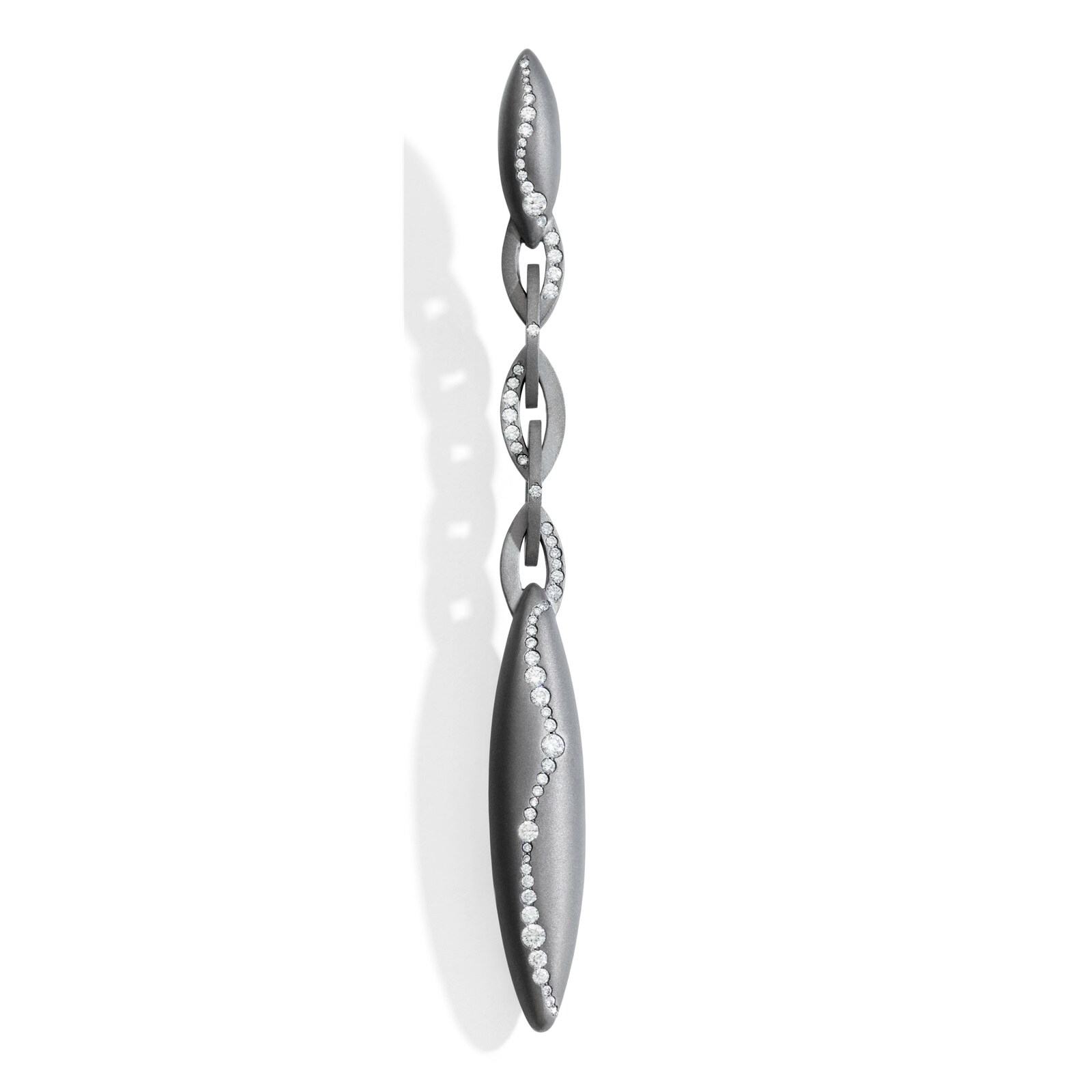 VHERNIER Titanium Fuseau 1.48cttw Diamond Ear Clip