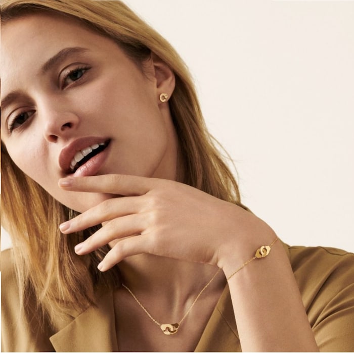 Dinh Van 18K Yellow Gold Menottes R7.5 0.01cttw Diamond Stud Earrings