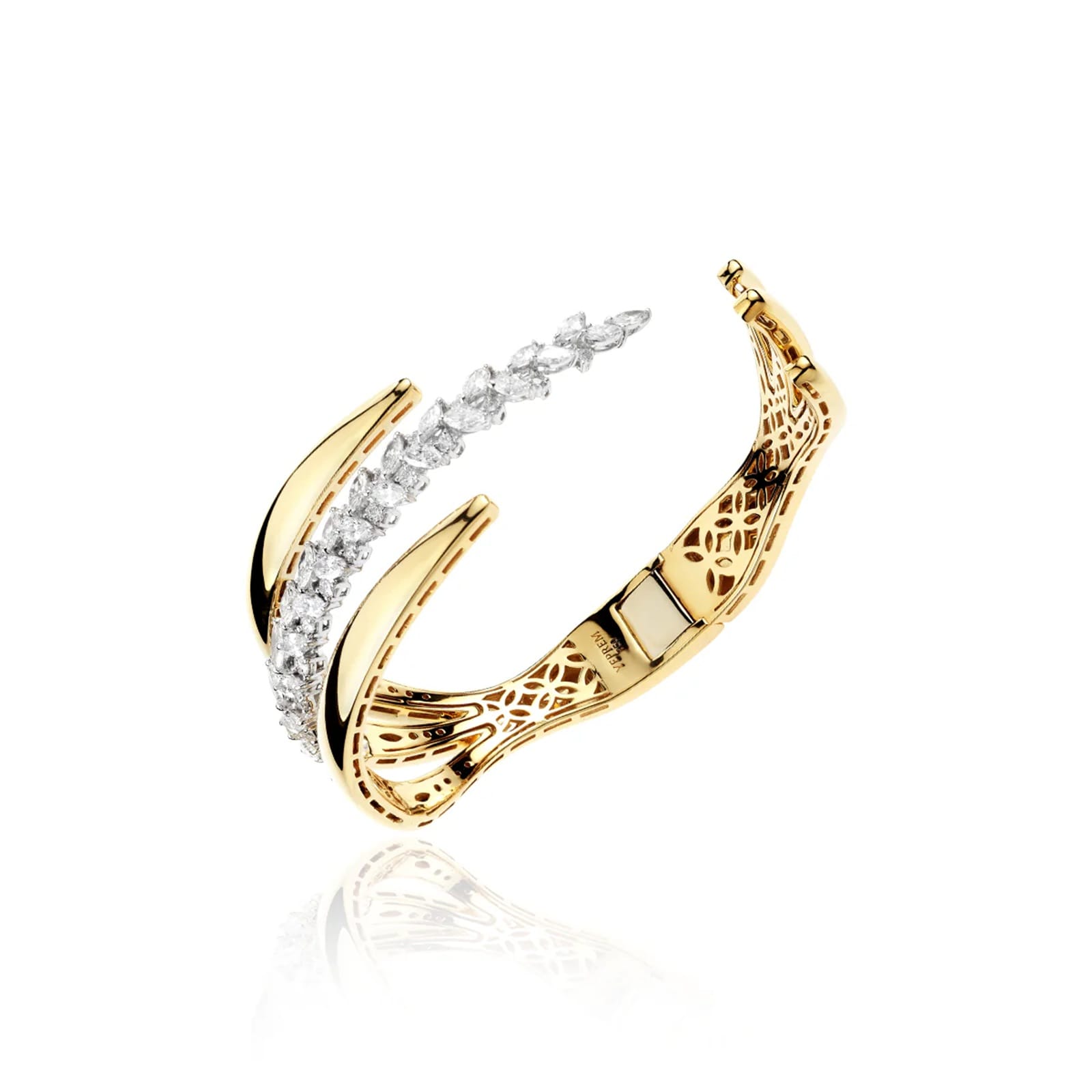 Yeprem 18K Yellow Gold Golden Strada Diamond Bangle
