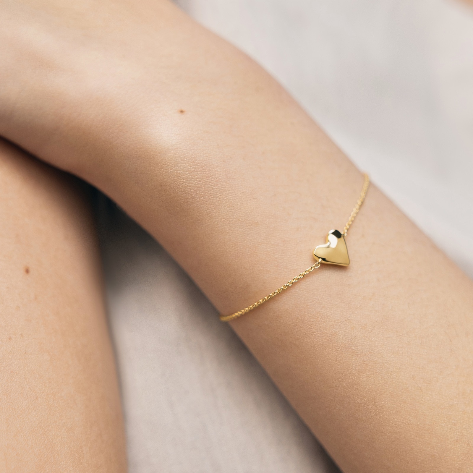 Monica Vinader Heart Chain Bracelet In 18ct Gold Vermeil Monica Vinader Heart Chain Bracelet In 18ct Gold Vermeil