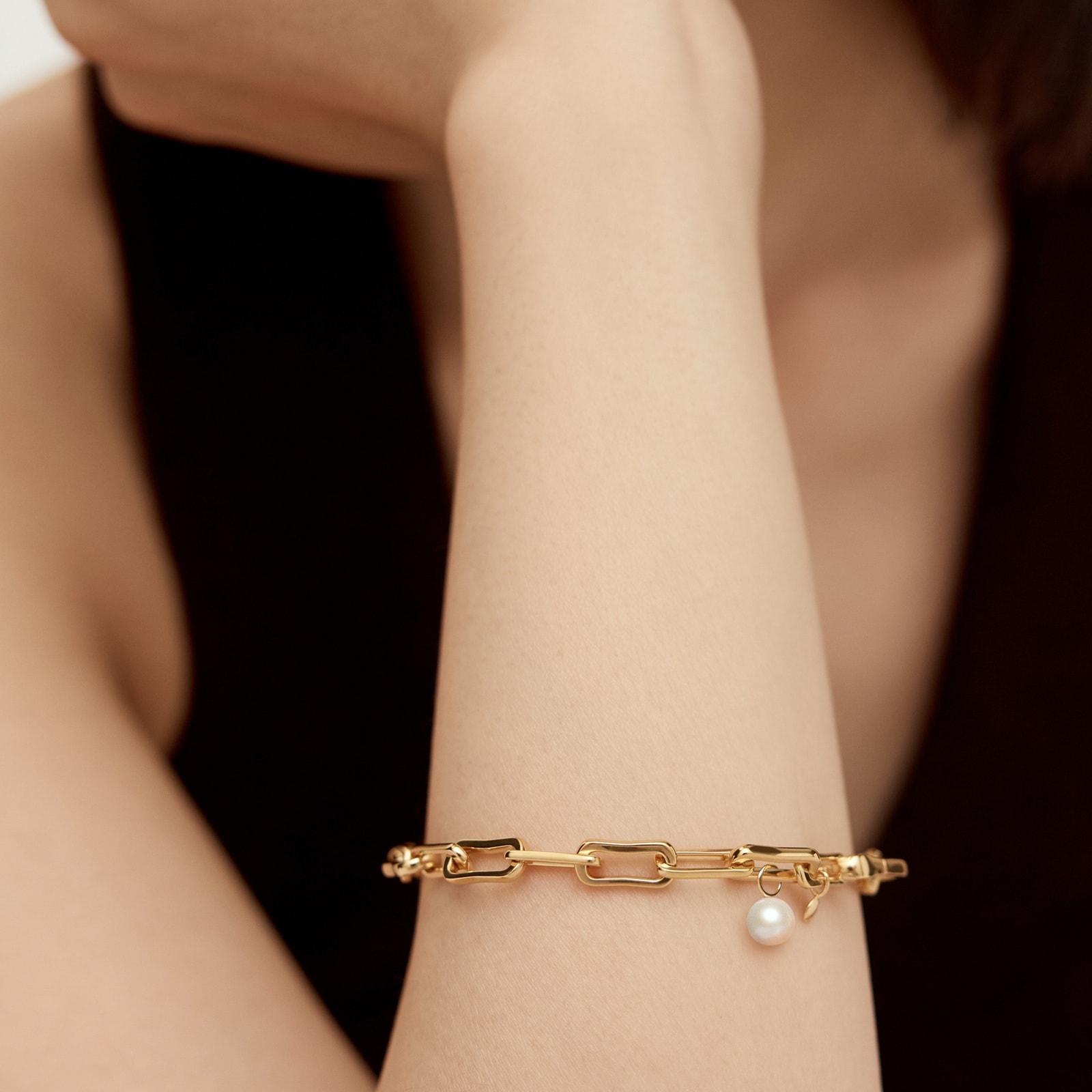 Monica Vinader MV Alta™ Mini Chain Bracelet In 18ct Gold Vermeil Monica Vinader MV Alta™ Mini Chain Bracelet In 18ct Gold Vermeil