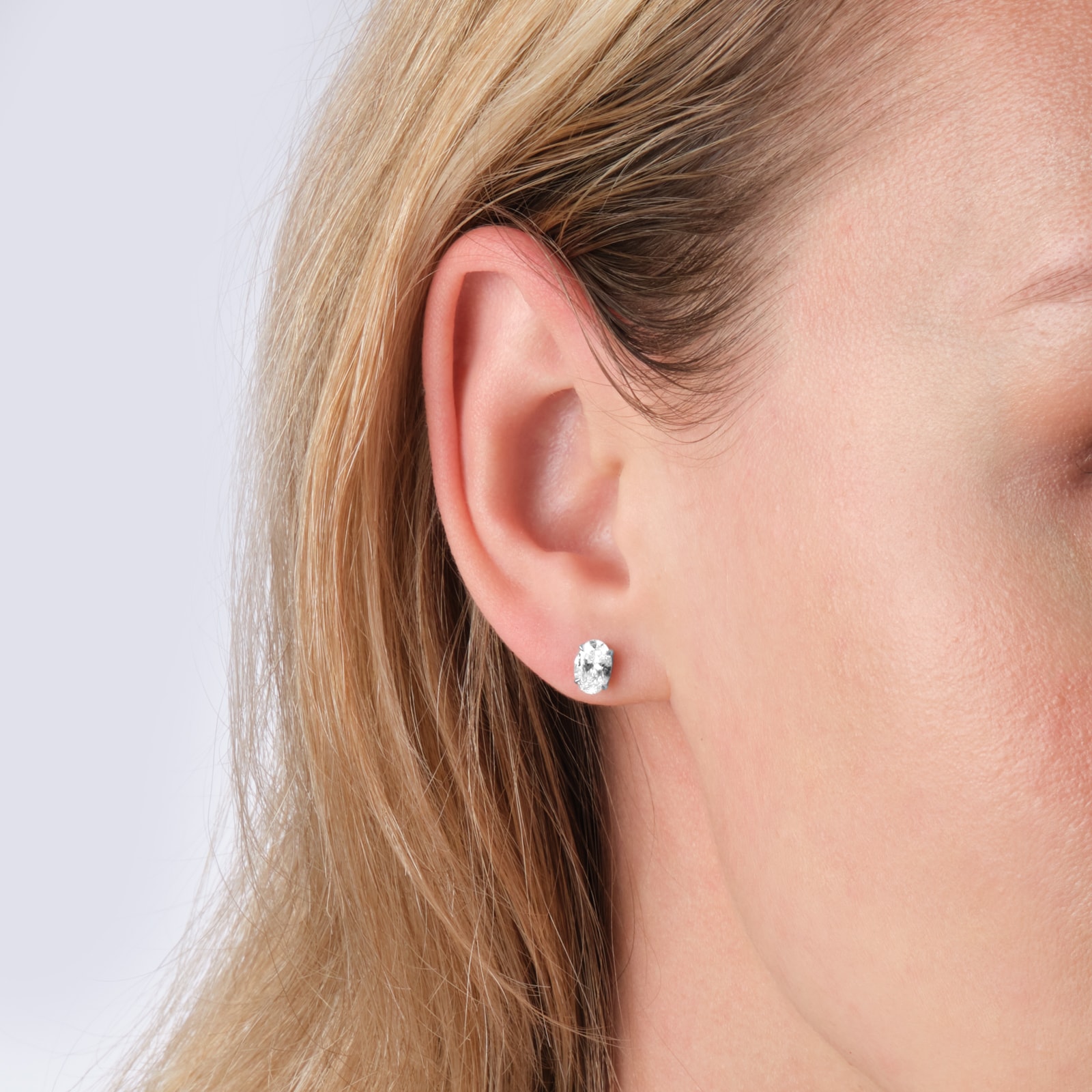 Goldsmiths 9ct White Gold 1.50cttw Oval Cut Lab Grown Diamond Solitaire Stud Earrings Goldsmiths 9ct White Gold 1.50cttw Oval Cut Lab Grown Diamond Solitaire Stud Earrings