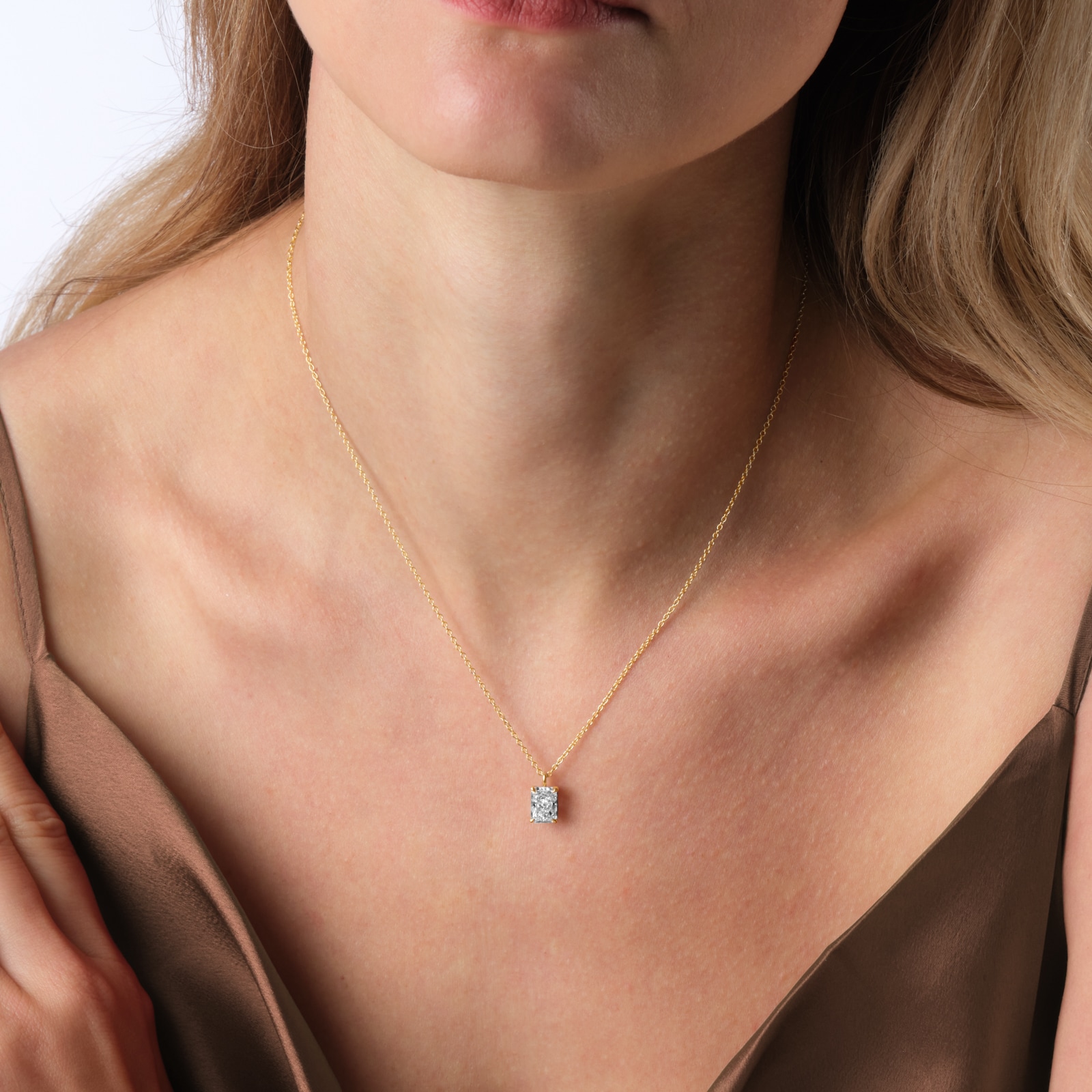 Goldsmiths 9ct Yellow Gold 2.00cttw Radiant Cut Solitaire Lab Grown Diamond Pendant