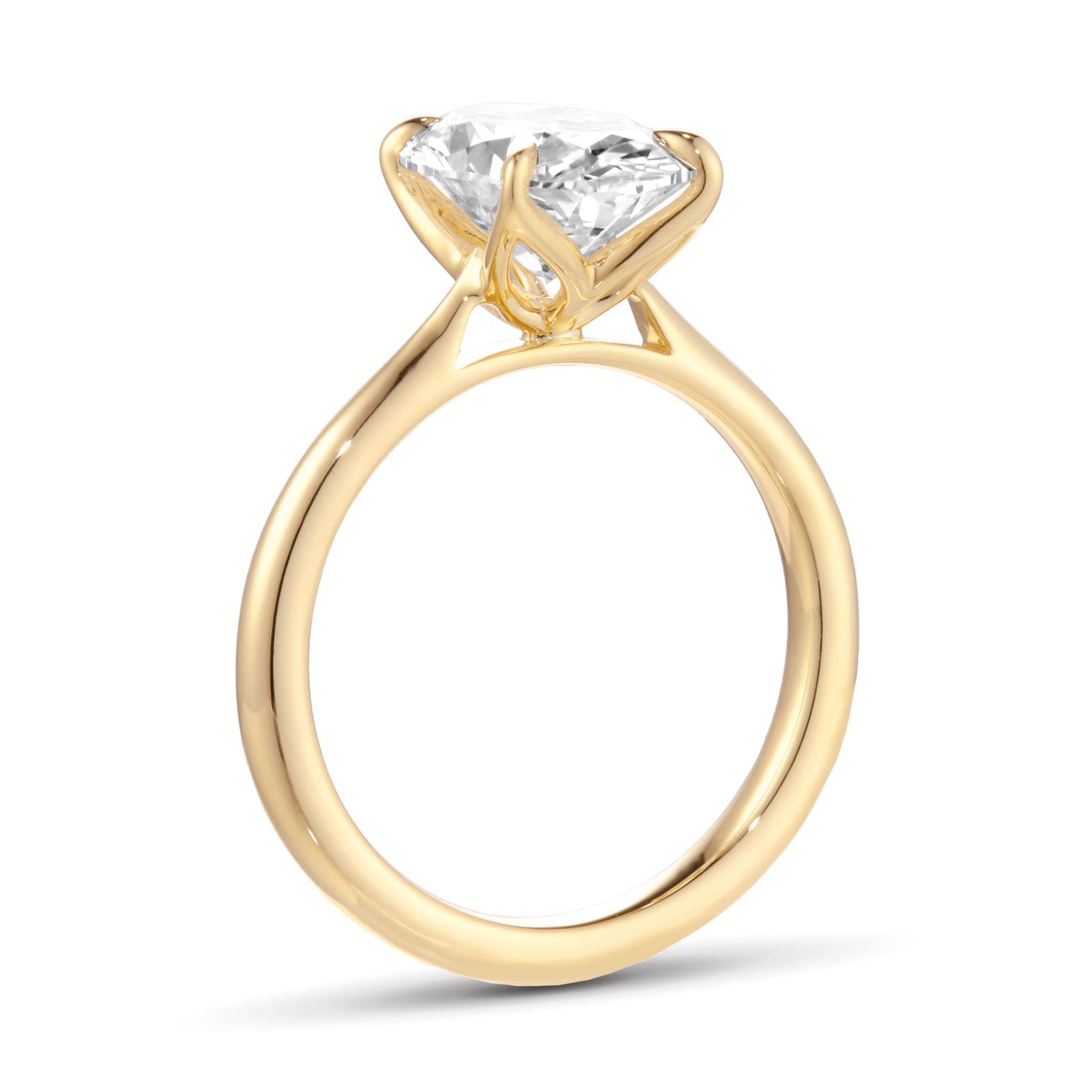 Goldsmiths 18ct Yellow Gold 3.00cttw Oval Cut Lab Grown Diamond Solitaire Engagement Ring Goldsmiths 18ct Yellow Gold 3.00cttw Oval Cut Lab Grown Diamond Solitaire Engagement Ring