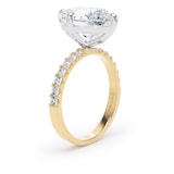 Goldsmiths 18ct Yellow Gold and Platinum Compass Set 4.25cttw Oval Lab Grown Diamond Set Shoulder Solitaire Engagement Ring - Ring Size Y
