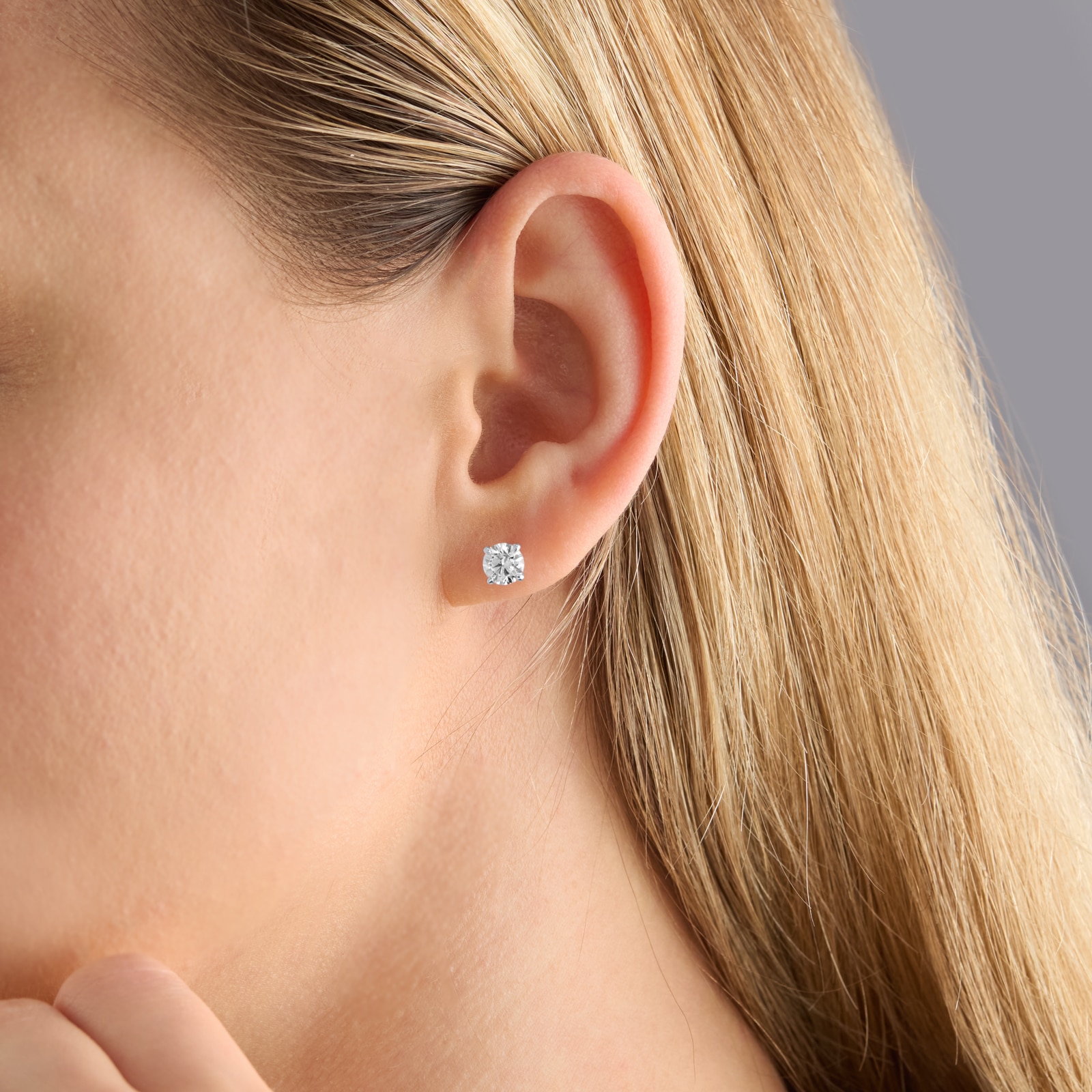Mappin & Webb 18ct White Gold 1.50cttw Round Brilliant Cut Lab Grown Diamond Stud Earrings