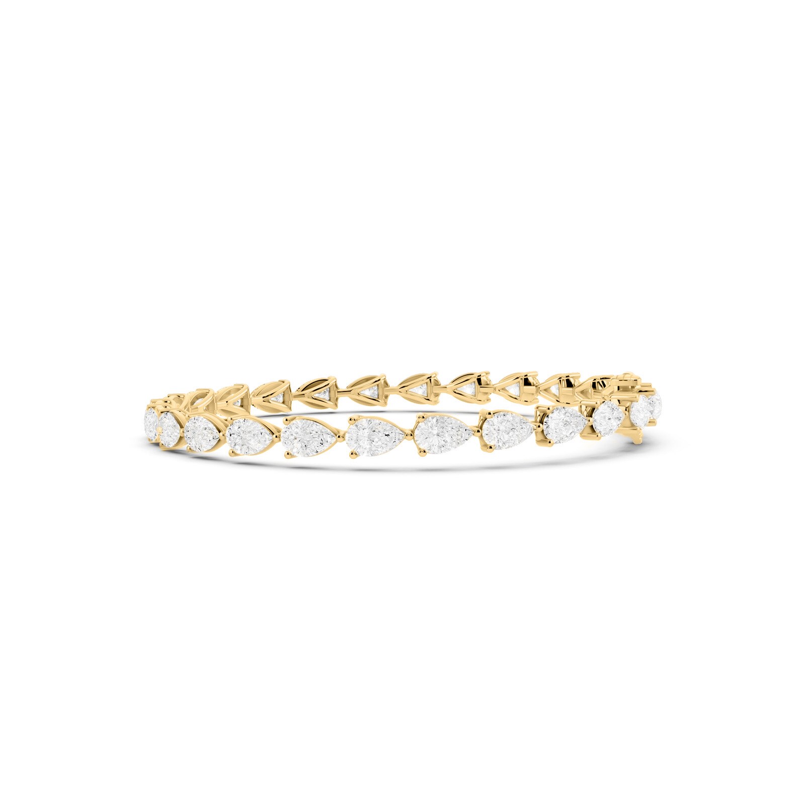 Mappin & Webb 18ct Yellow Gold 9.09cttw Pear Cut Lab Grown Diamond Tennis Bracelet Mappin & Webb 18ct Yellow Gold 9.09cttw Pear Cut Lab Grown Diamond Tennis Bracelet