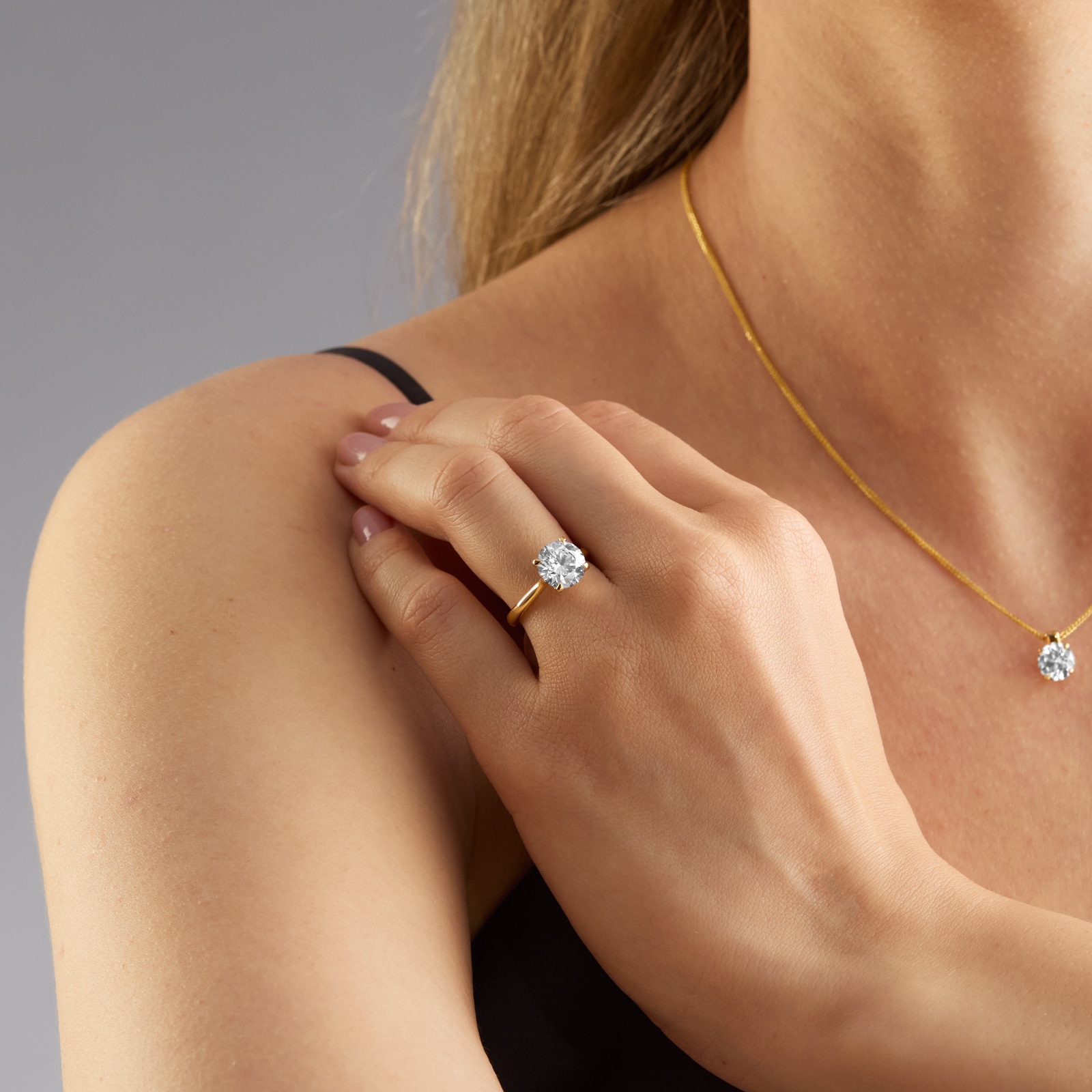 Mappin & Webb 18ct Yellow Gold 3.00cttw Round Brilliant Cut Lab Grown Diamond Solitaire Engagement Ring