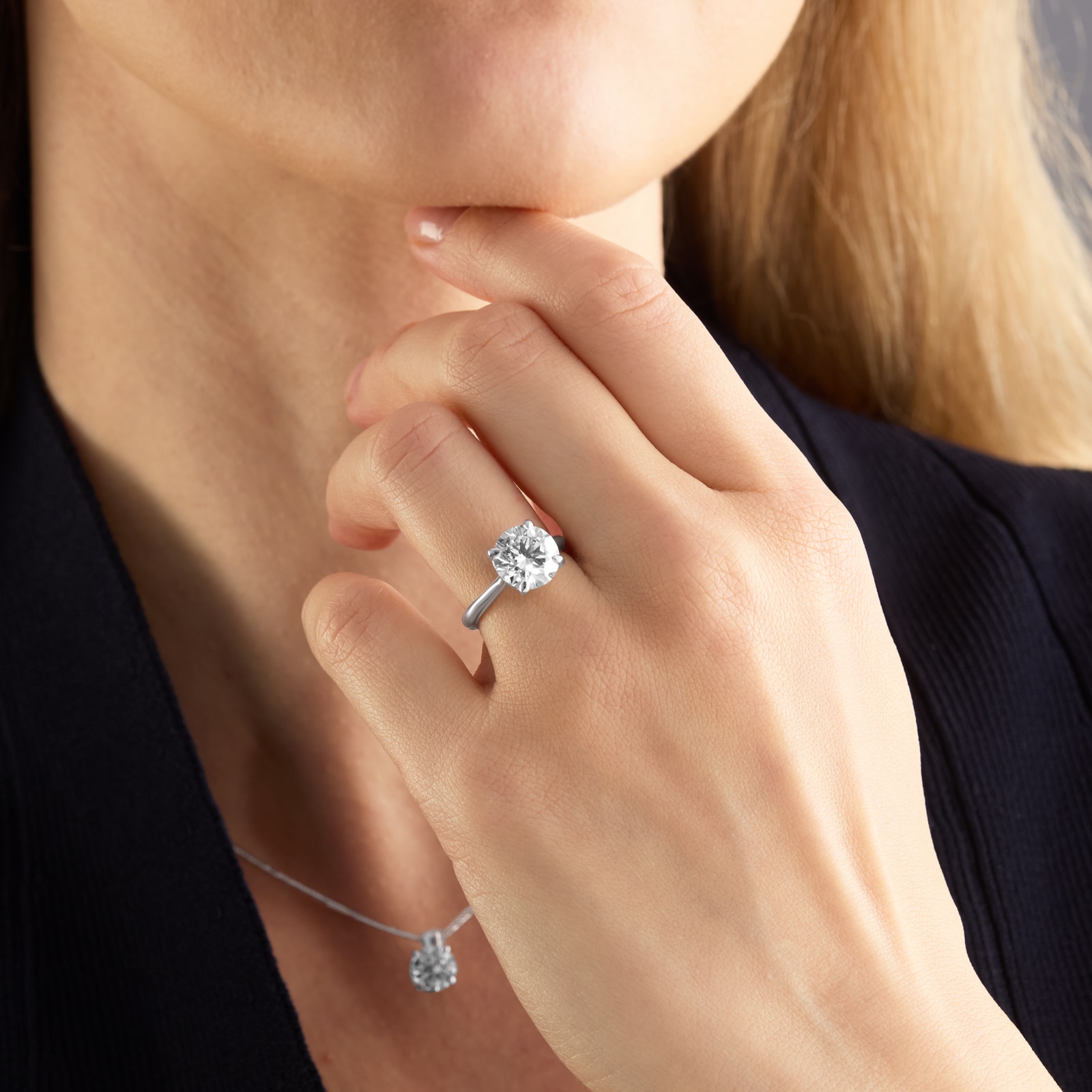 Mappin & Webb Platinum 4.00cttw Round Brilliant Cut Lab Grown Diamond Solitaire Engagement Ring