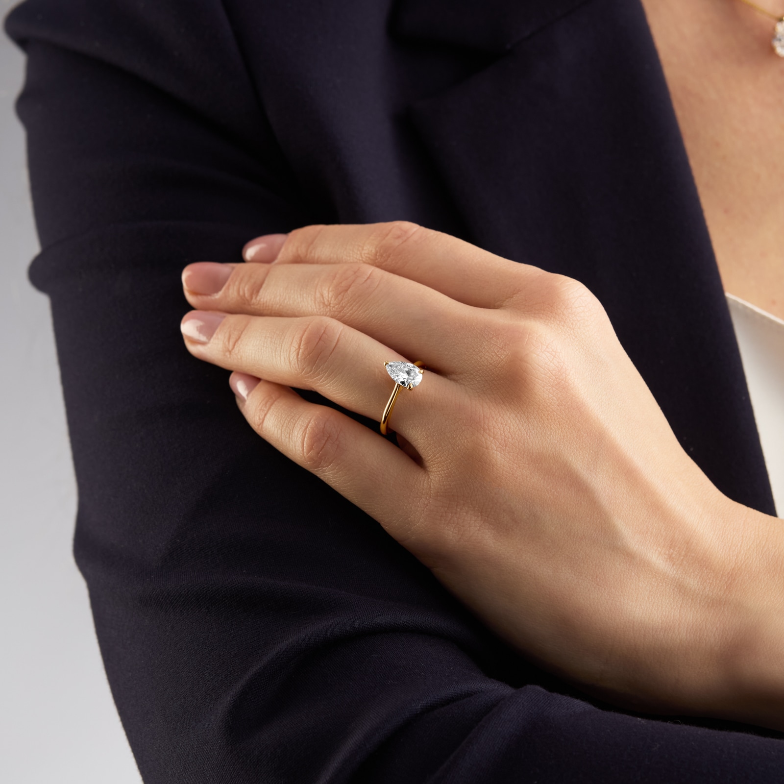 Mappin & Webb 18ct Yellow Gold 1.50cttw Pear Cut Lab Grown Diamond Solitaire Engagement Ring