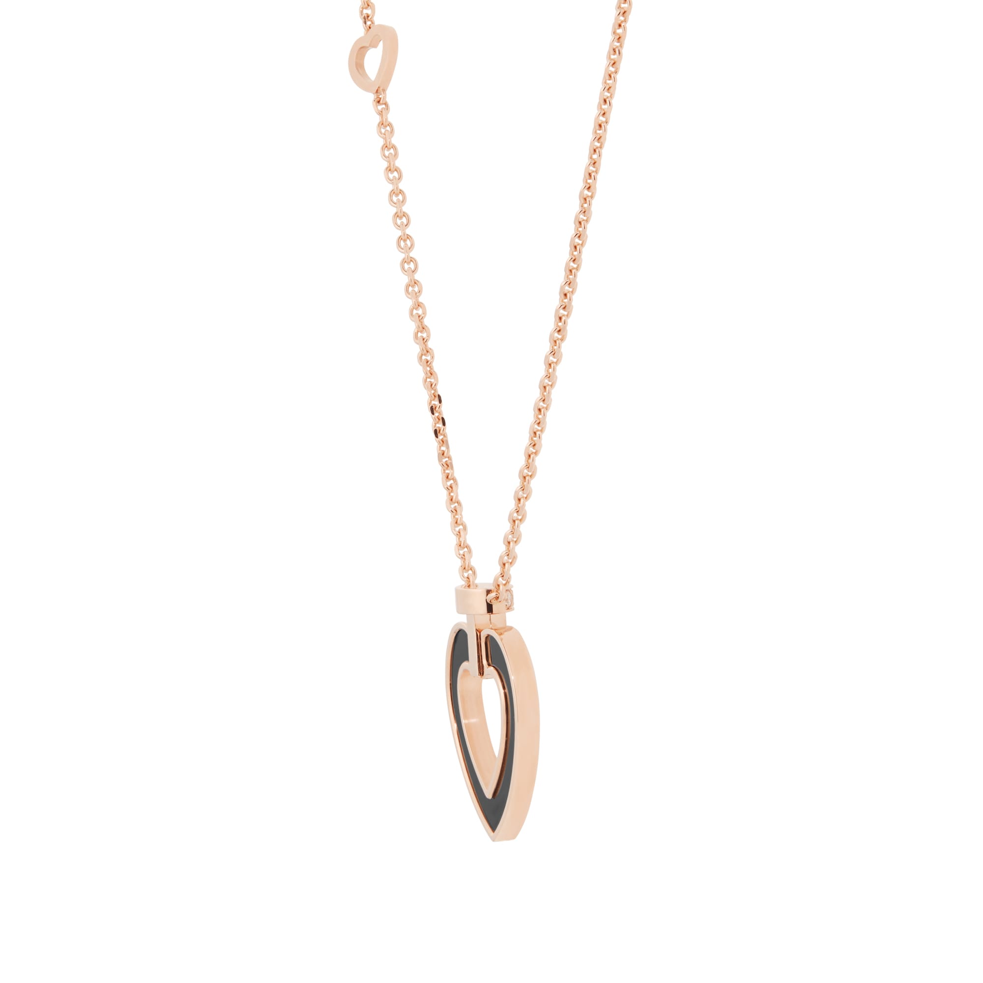 Fred Pretty Woman 18ct Rose Gold Mother of Pearl & Onyx Necklace Fred Pretty Woman 18ct Rose Gold Mother of Pearl & Onyx Necklace