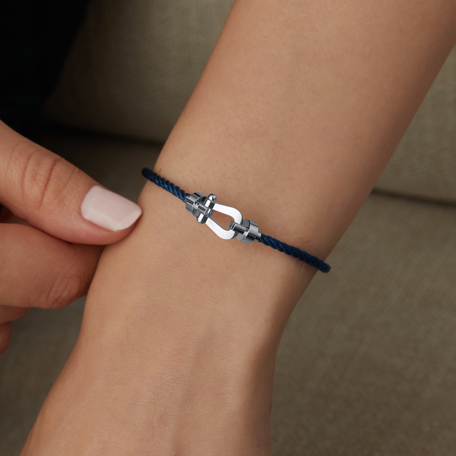 FRED Force 10 18ct White Gold Buckle & Blue Jean Cable Medium Model - Size 17