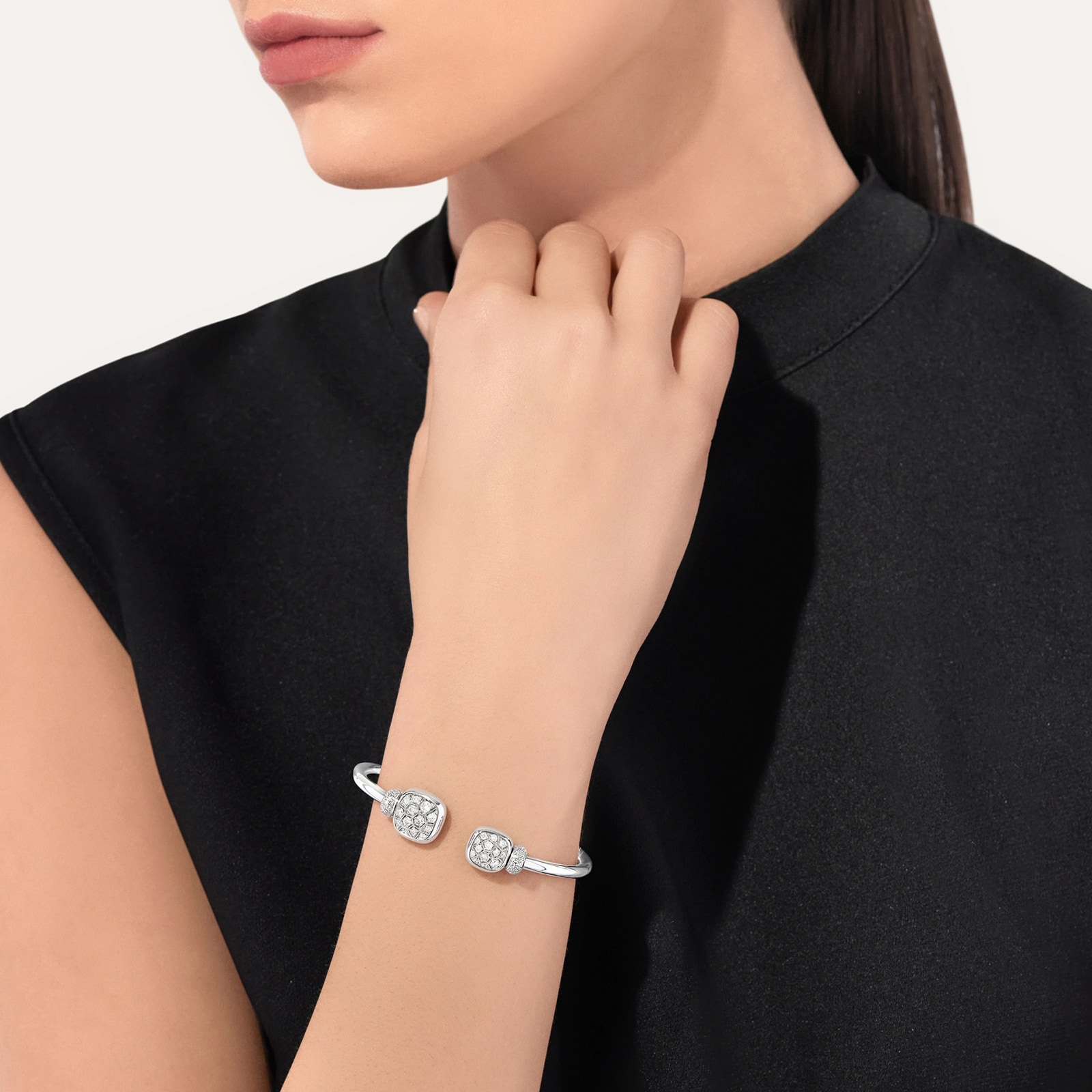 Pomellato 18K White Gold Nudo Diamond Bracelet - Medium
