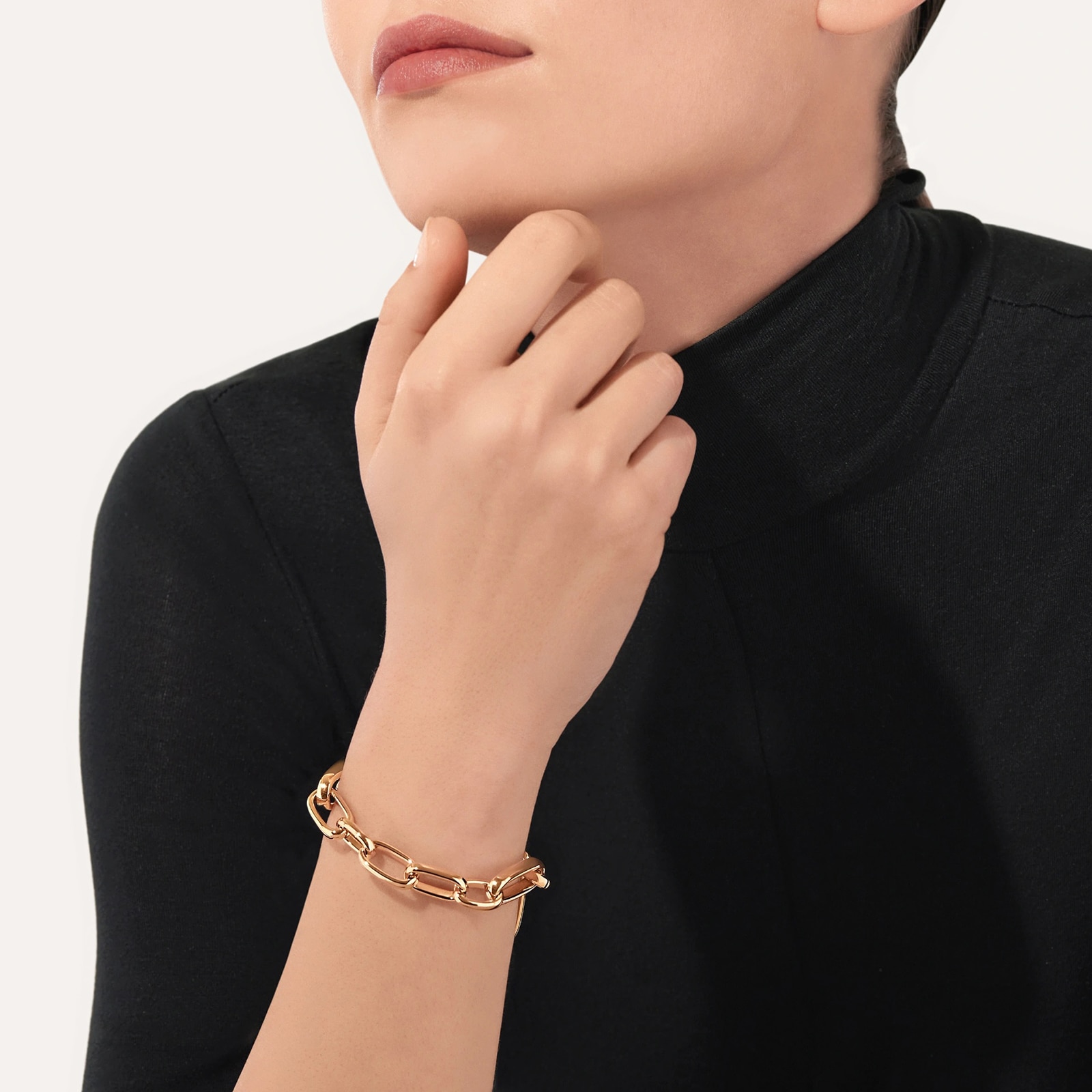 Pomellato 18K Rose Gold Iconica Slim Oval Link Bracelet - Size Medium Pomellato 18K Rose Gold Iconica Slim Oval Link Bracelet - Size Medium