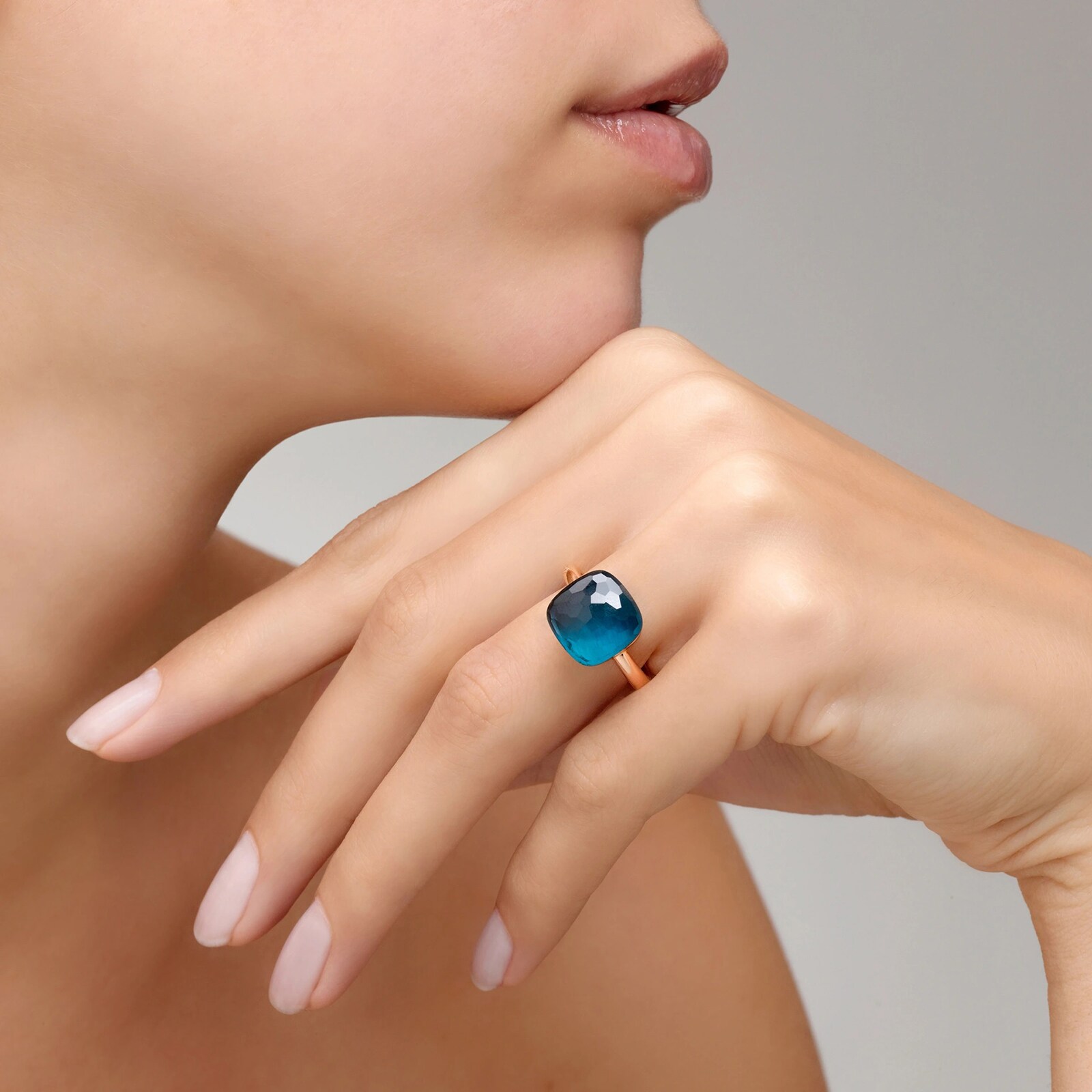 Pomellato 18K Rose & White Gold Nudo Maxi London Blue Topaz Ring
