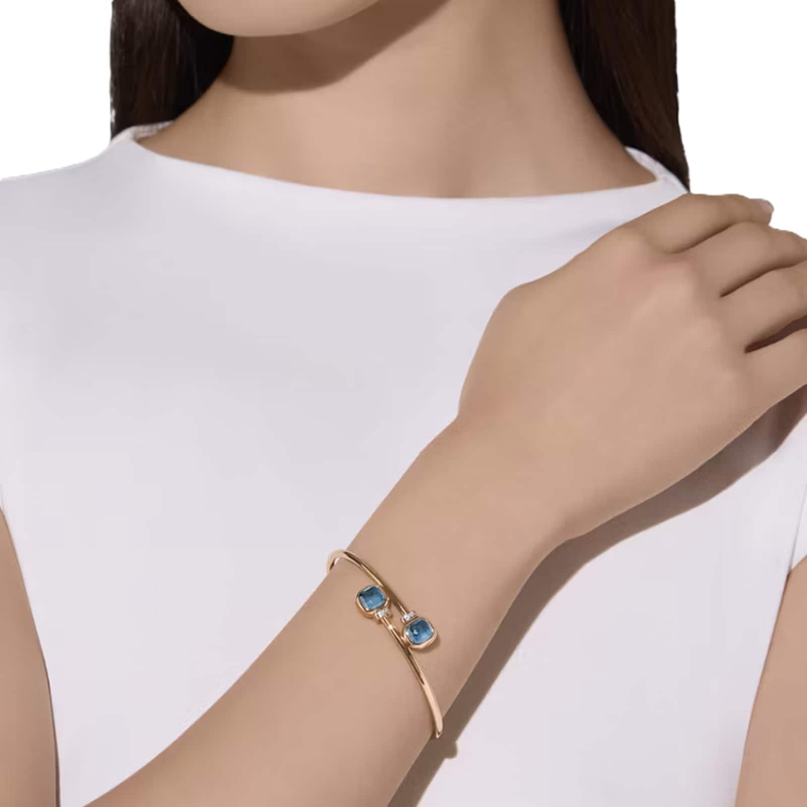Pomellato 18ct Rose Gold Nudo London Blue Topaz & 0.02ct Diamond Bangle Pomellato 18ct Rose Gold Nudo London Blue Topaz & 0.02ct Diamond Bangle