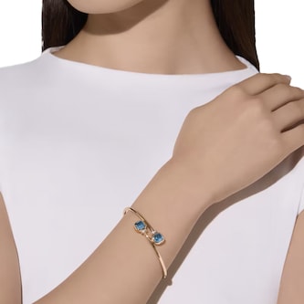Pomellato 18ct Rose Gold Nudo London Blue Topaz 
0.02ct Diamond Bangle