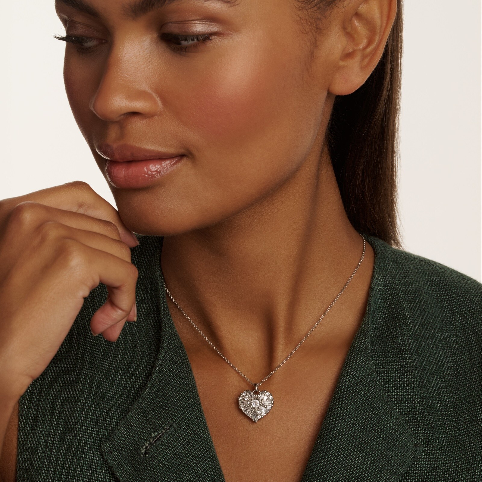 Ted Baker Cherish White Gold Coloured Crystal Cluster Heart Locket Ted Baker Cherish White Gold Coloured Crystal Cluster Heart Locket