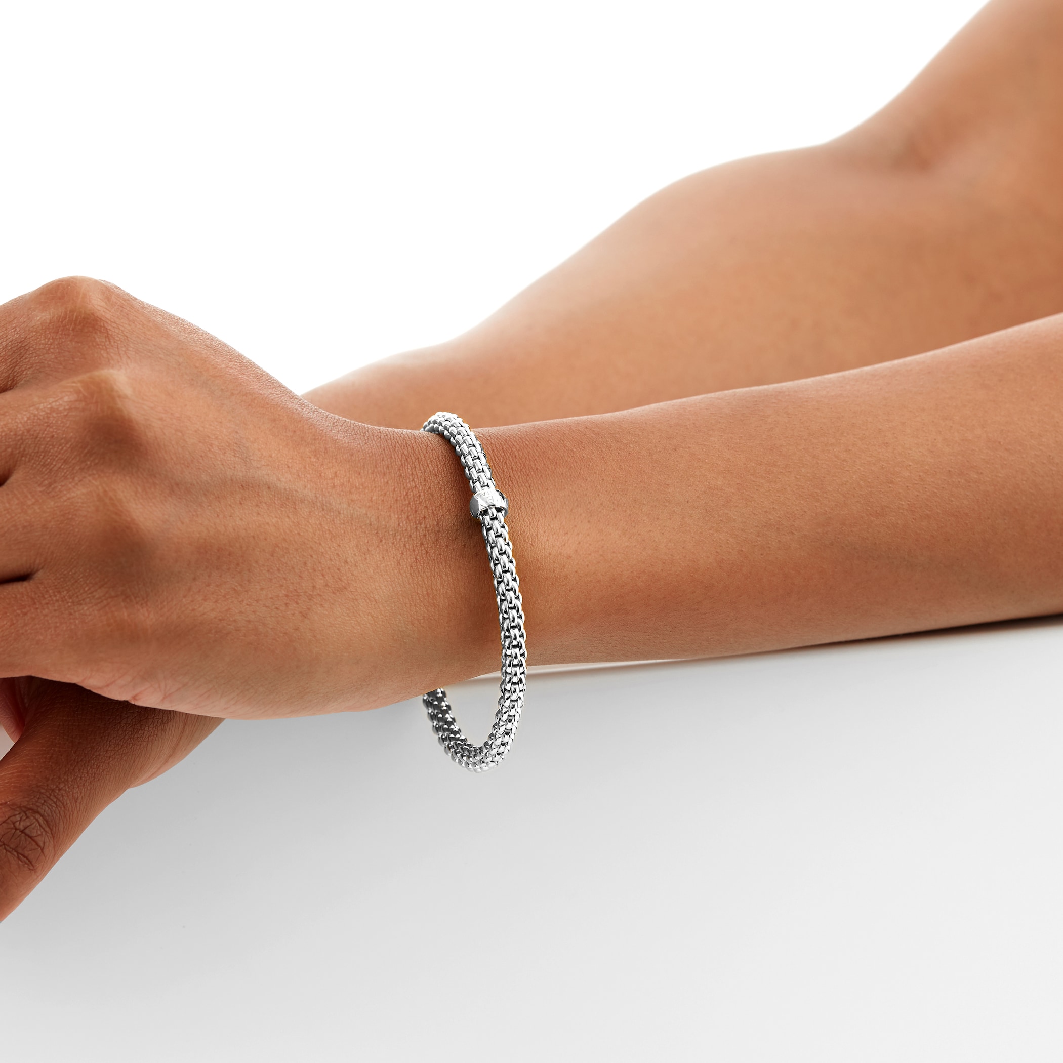 FOPE 18ct White Gold Solo Flex'It Bracelet FOPE 18ct White Gold Solo Flex'It Bracelet
