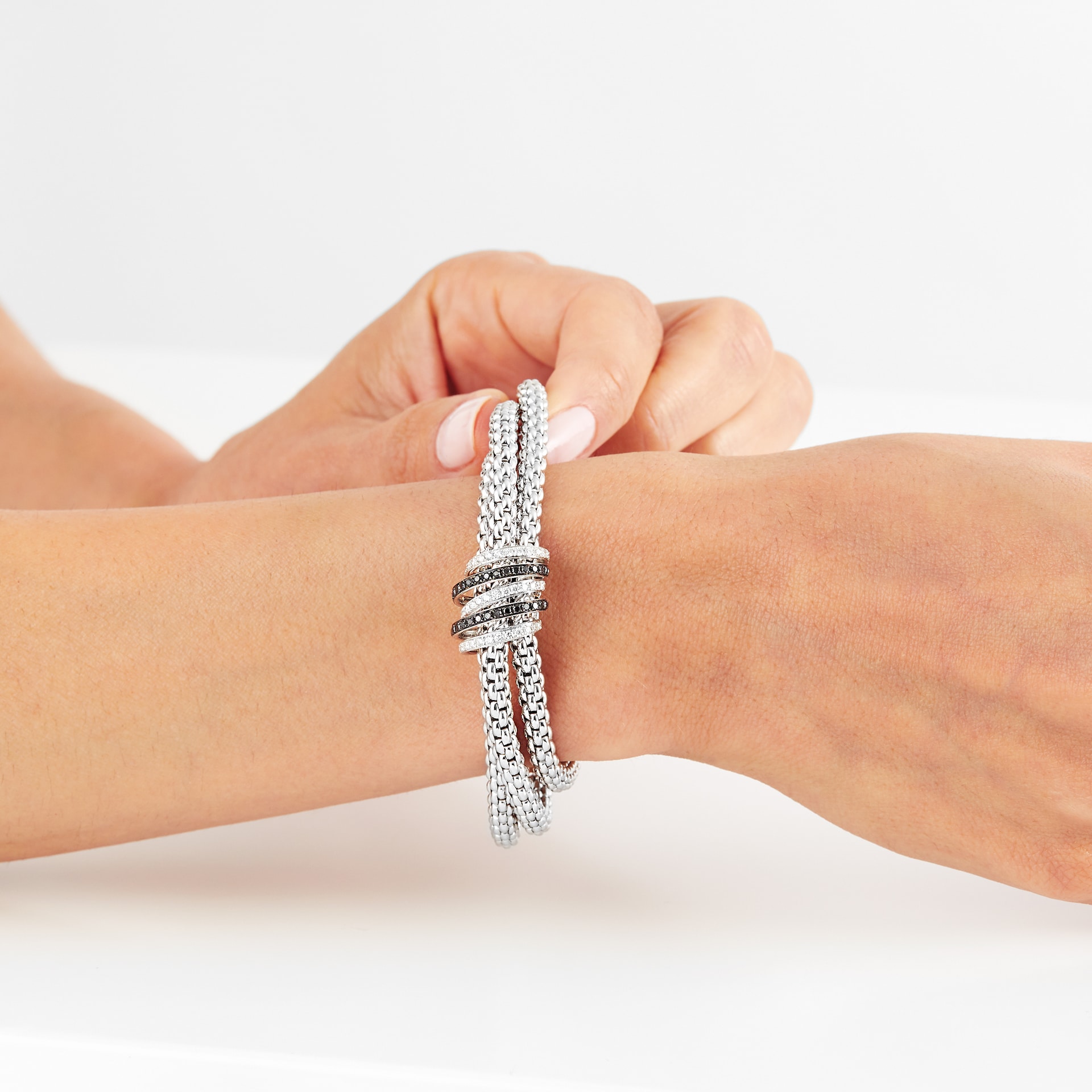 White Gold Bracelets, Ladies White Gold Diamond Bracelets for Sale UK