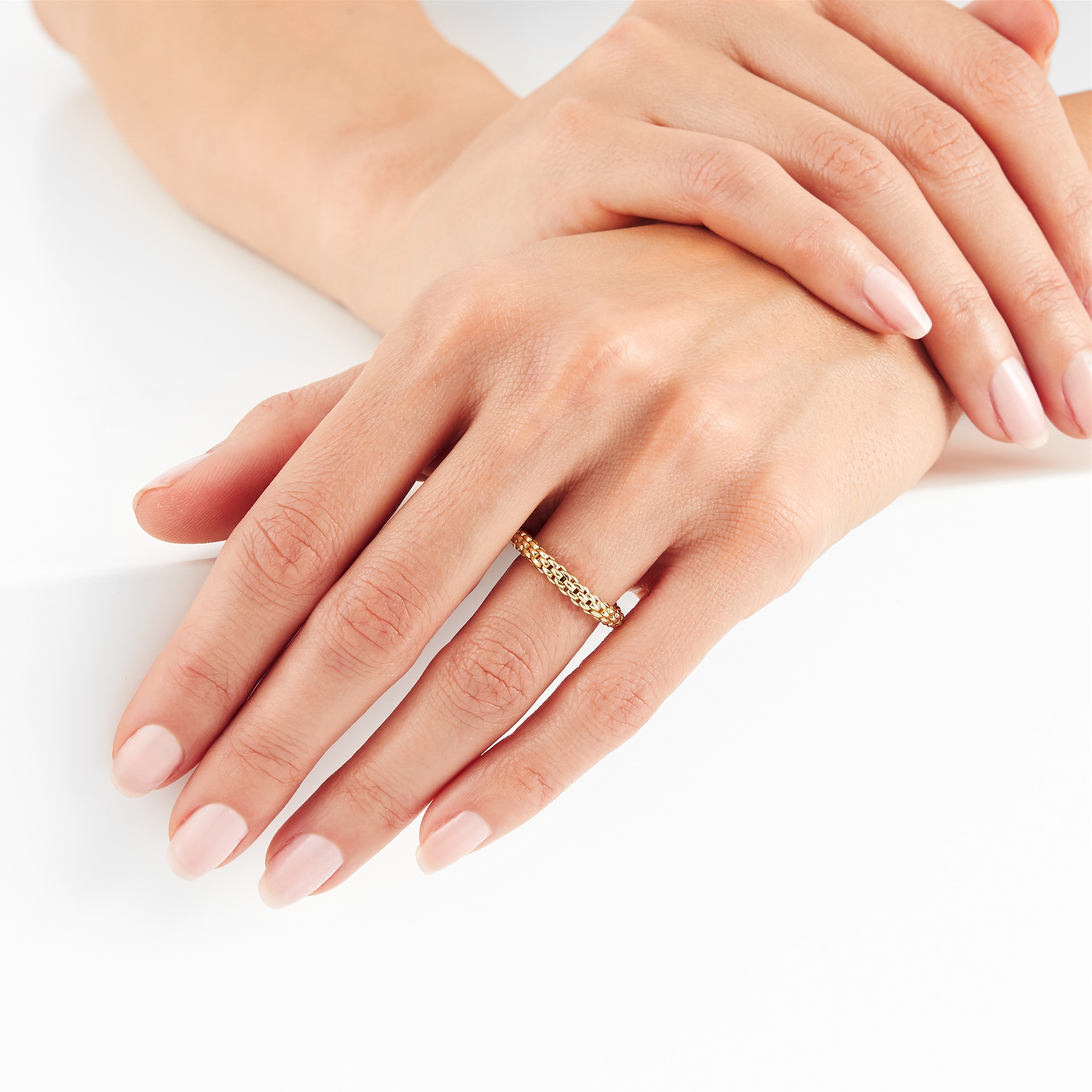 Fope Essentials 18ct Yellow Gold Flex'it 3.4mm Medium Ring Fope Essentials 18ct Yellow Gold Flex'it 3.4mm Medium Ring
