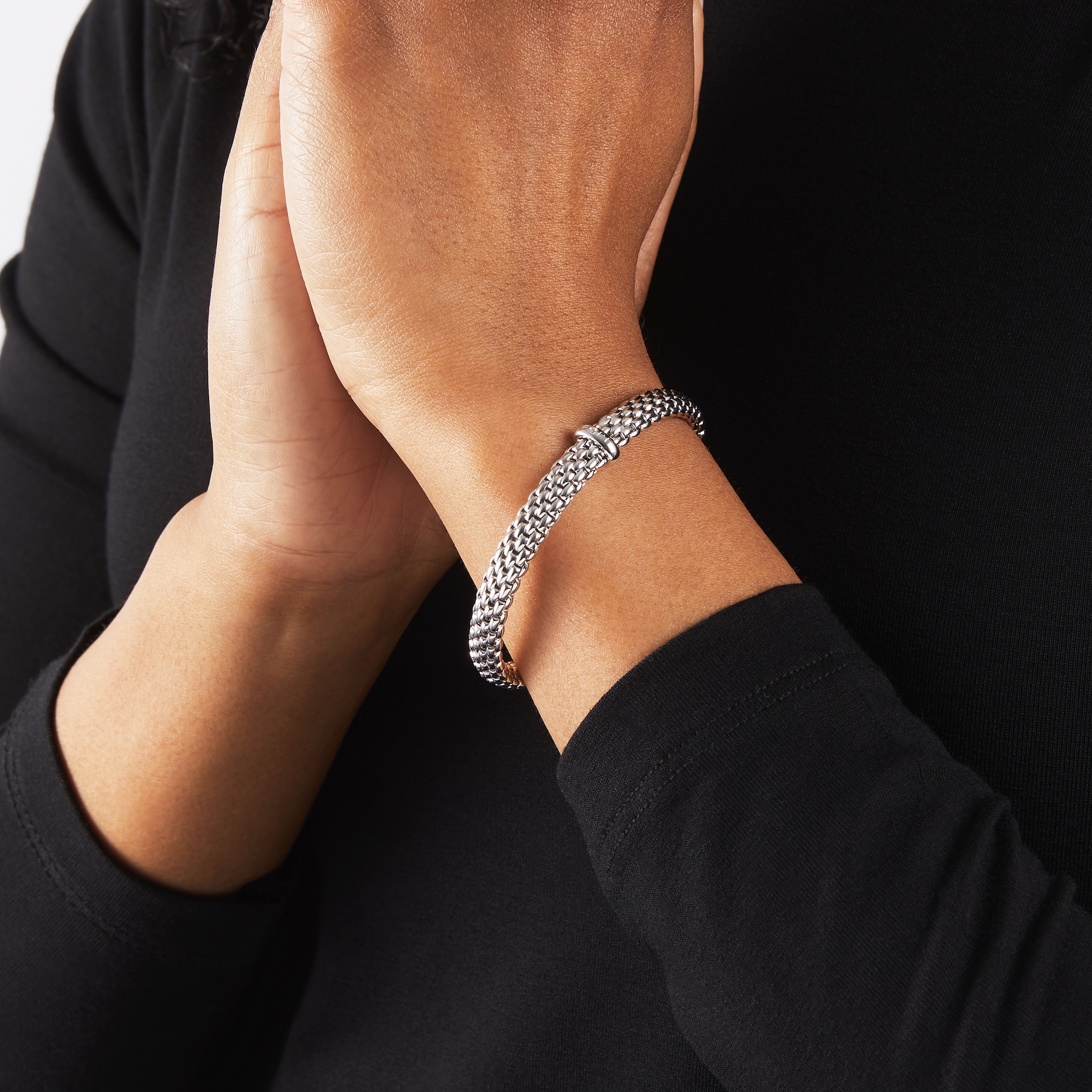 Fope 18ct White Gold Vendome 0.01ct Diamond Bracelet Fope 18ct White Gold Vendome 0.01ct Diamond Bracelet