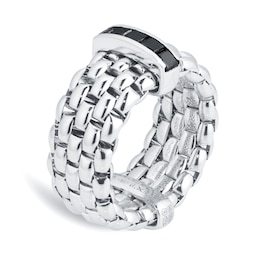 37251314 - 18ct White Gold Ring - Size Medium