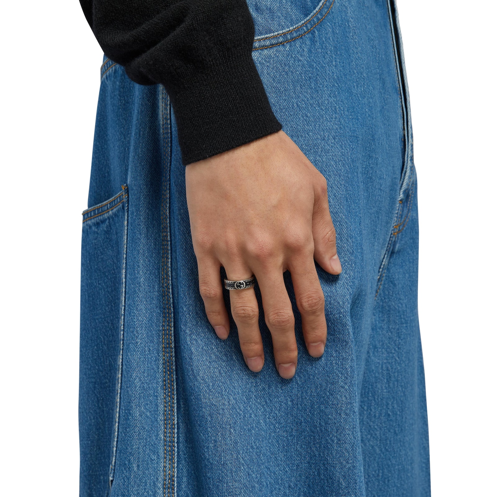 Gucci Gucci Interlocking Sterling Silver and Black Enamel 6mm Ring Size 6.5