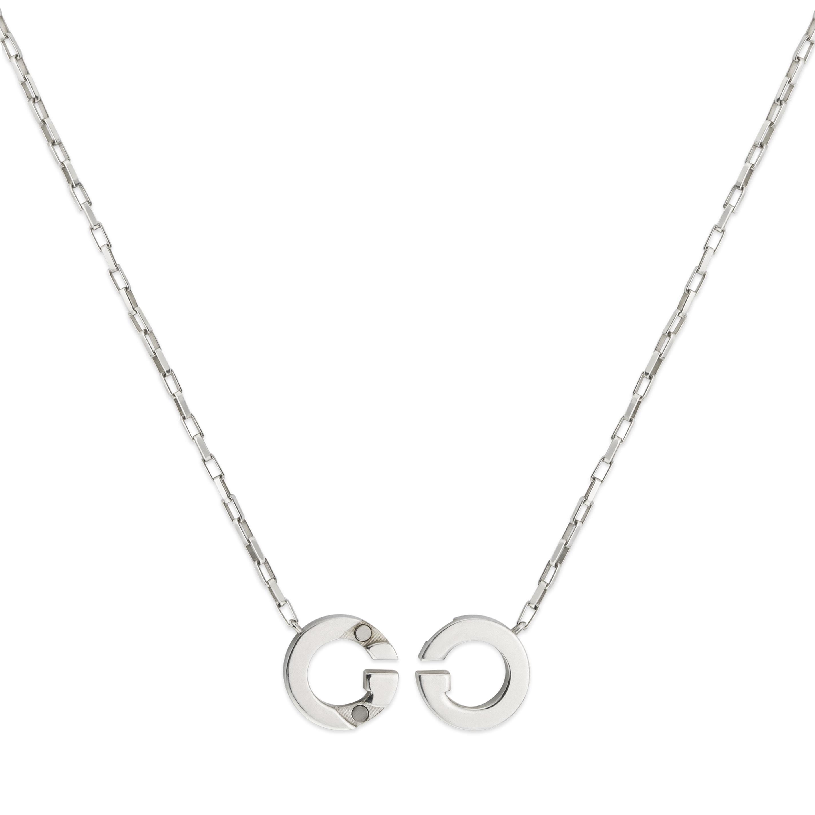 Gucci Gucci Interlocking Sterling Silver Pendant Necklace Gucci Gucci Interlocking Sterling Silver Pendant Necklace