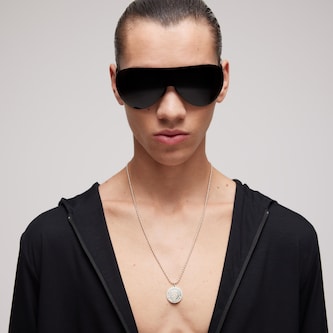 Gucci Gucci Crest Sterling Silver Pendant Necklace Gucci Gucci Crest Sterling Silver Pendant Necklace