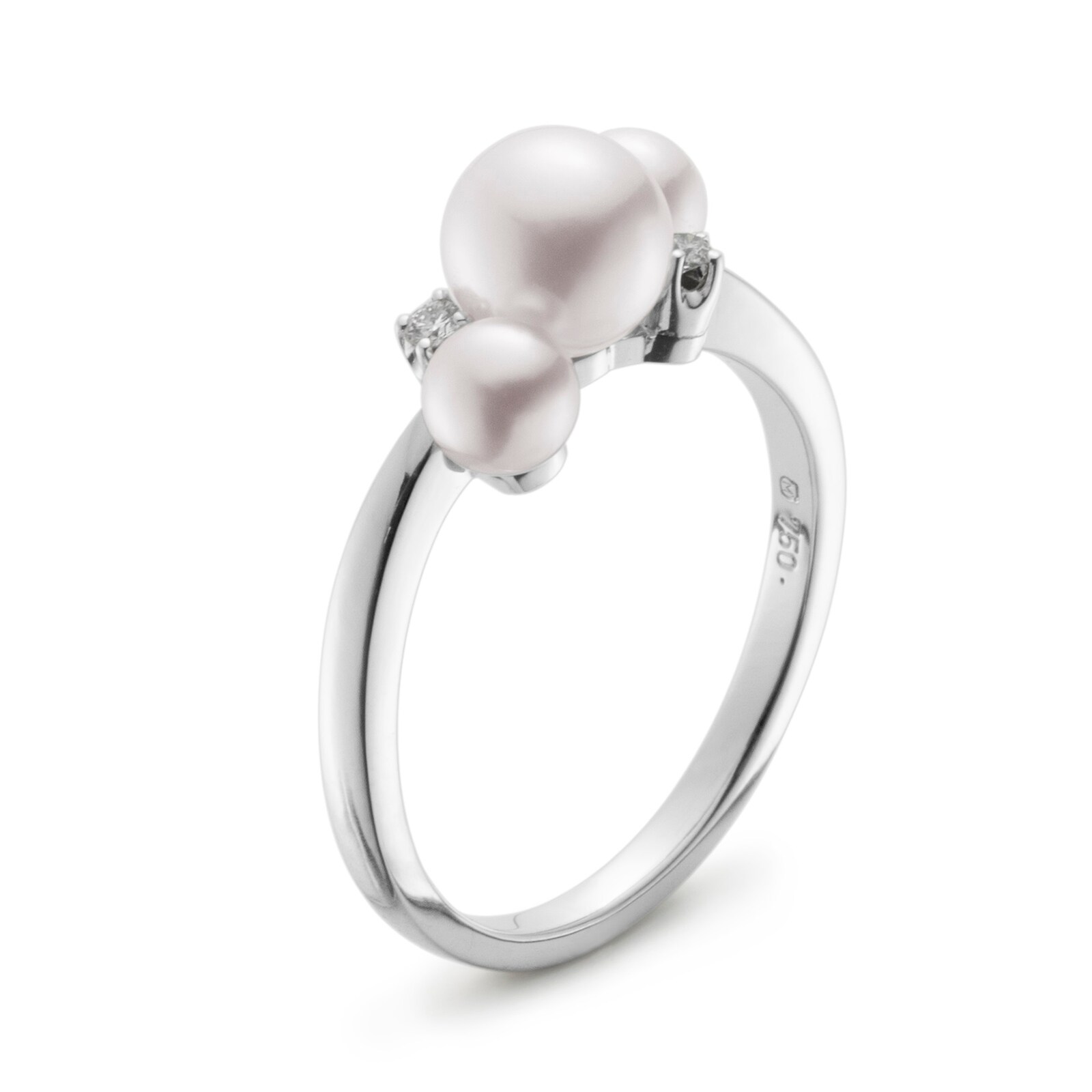 Mikimoto Akoya Cultured Pearl and Diamond Cluster Ring