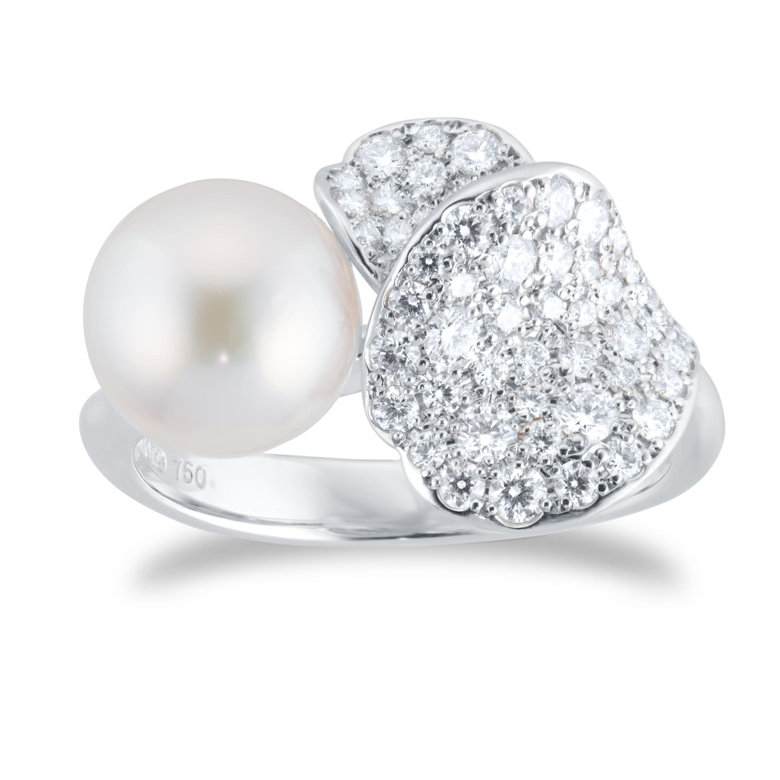 Mikimoto Les Petales Place Vendome Akoya Pearl & 0.54cttw Diamond Ring